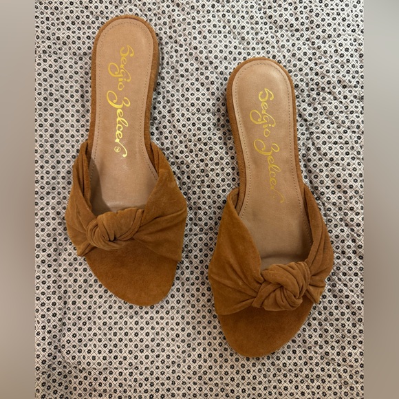 Camel Suede Knotted Twist Sandal - Picture 2 of 9